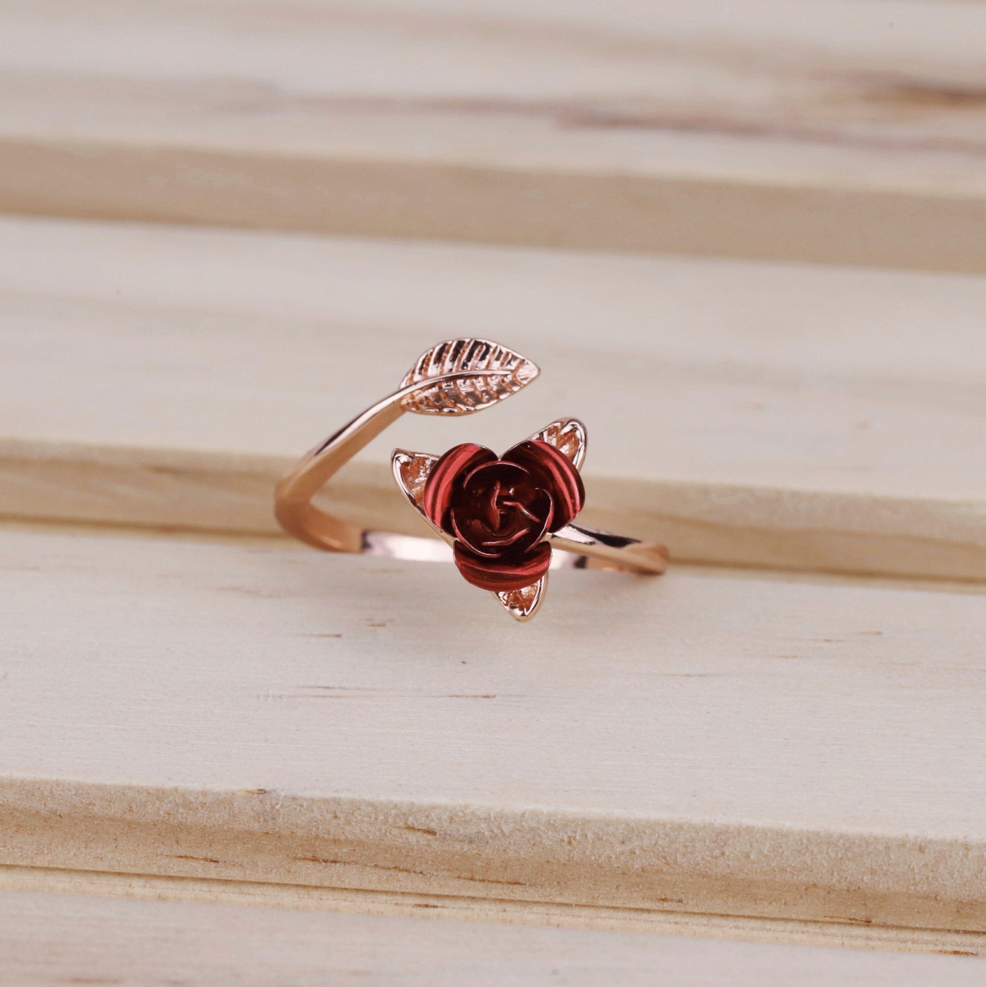 🌹 Rose Ring 🌹 - Pretty Little Wish.com